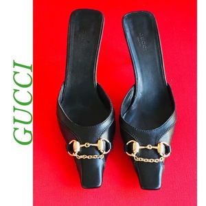 Offers welcomed 👌🏾GUCCI BLACK HORSEBIT w/chain